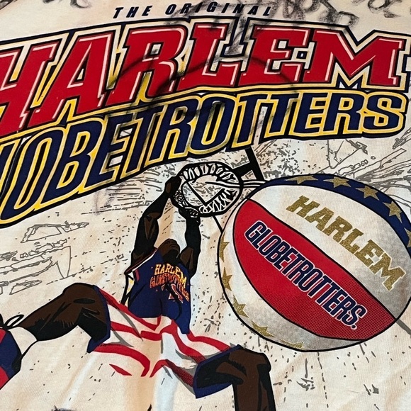 SIGNED New 2012 Harlem Globetrotters The Original World Tour Sz L Basketball Tee - Picture 3 of 8